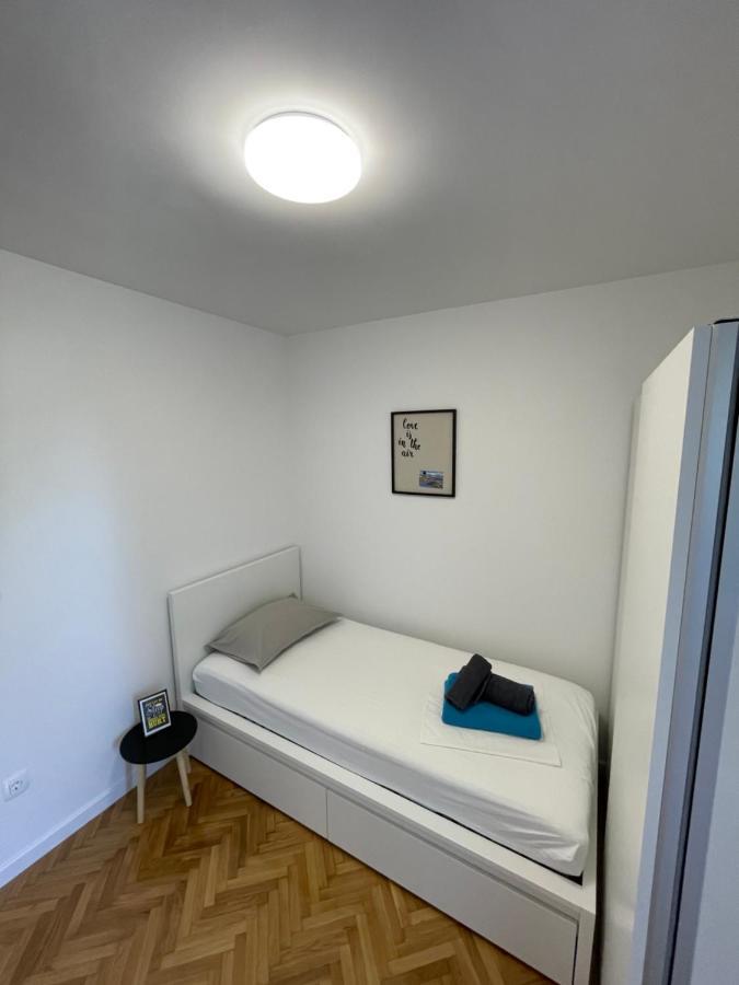 Owl Apartment *